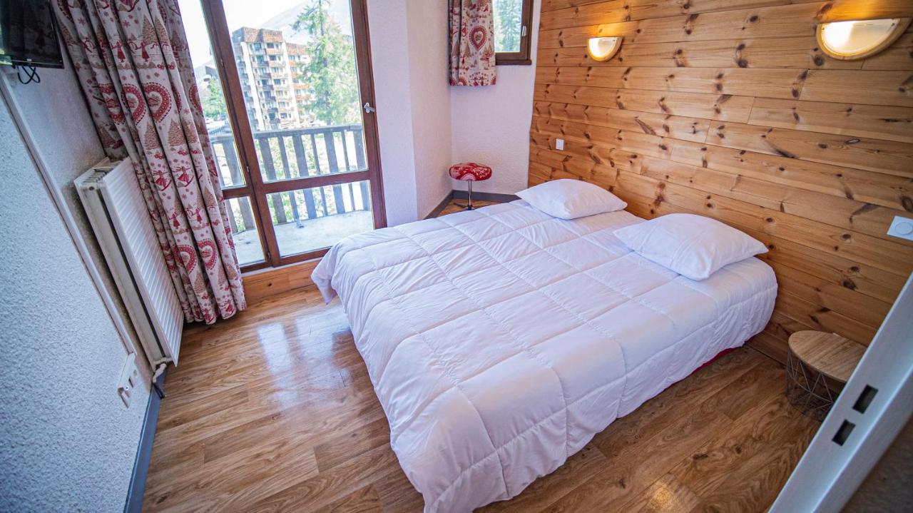 Le 1650 By Infini Mountain Aparthotel Les Orres Bagian luar foto